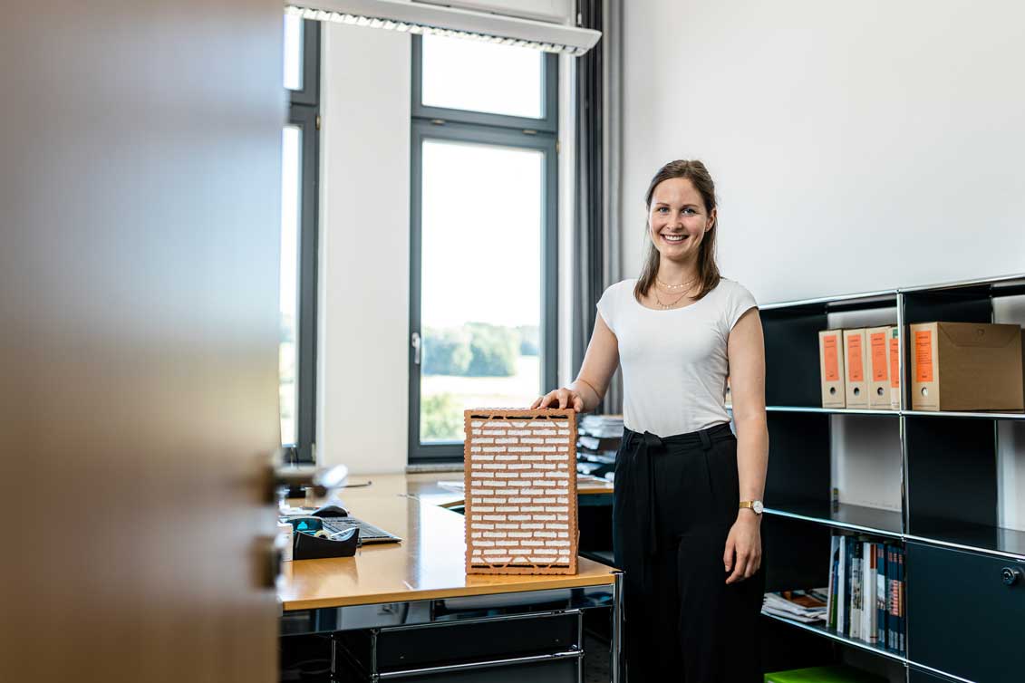 Sarah Kurz, Marketing Assistentin, Schlagmann Zeilarn